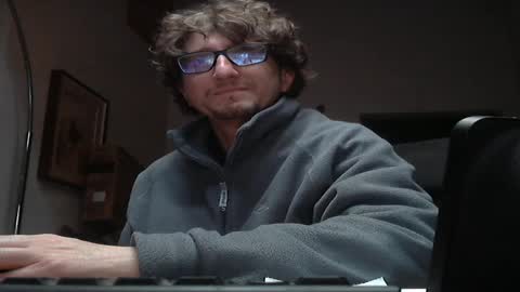 Snapshot of luca78_78 chatting on March 2025 03:27:01 PM luca78 online show from March 2025 03:27:01 PM