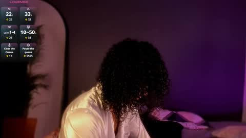   online show from December 2025 12:43:01 PM