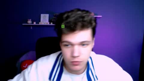 Snapshot of lucas_long_ chatting on November 2025 08:18:02 PM lucas_long_ online show from November 2025 08:18:02 PM