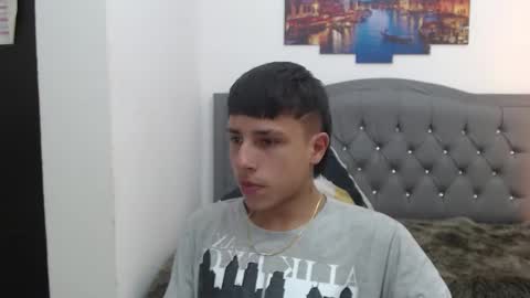  LUCAS RIVAS  online show from November 2025 10:52:02 PM