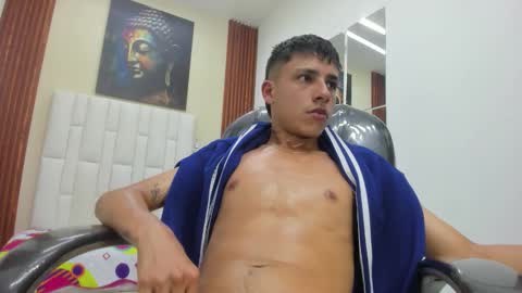  LUCAS RIVAS  online show from January 2026 10:58:02 PM