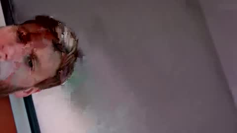 Snapshot of lucasb_87 chatting on September 2025 11:03:01 AM lucasb_87 online show from September 2025 11:03:01 AM