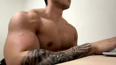 lucasfit24 online show from January 2025 02:37:01 AM