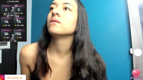 MIA HOT online show from October 2025 12:17:01 PM