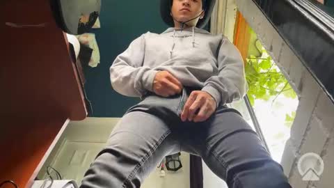 Felipe online show from October 2025 02:32:02 PM