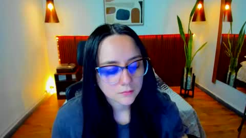 Snapshot of luci__evans chatting on November 2025 08:57:01 PM Luci Evans online show from November 2025 08:57:01 PM