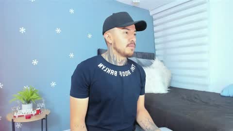 Luci y Fer online show from January 2025 01:17:01 AM