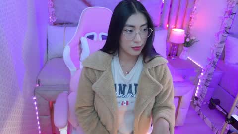 hanna online show from January 2025 02:00:02 AM