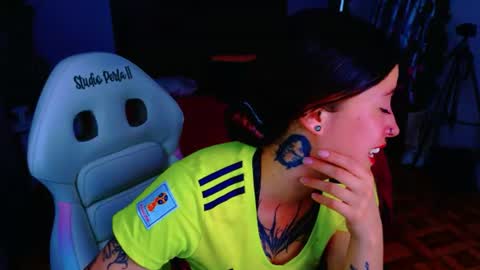 lucia_evans21 online show from June 2026 08:47:01 PM