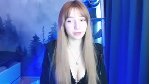 Snapshot of luciacam20 chatting on January 2025 10:26:02 AM Lucy online show from January 2025 10:26:02 AM