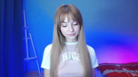 Snapshot of luciacam20 chatting on January 2025 10:15:02 PM Lucy online show from January 2025 10:15:02 PM