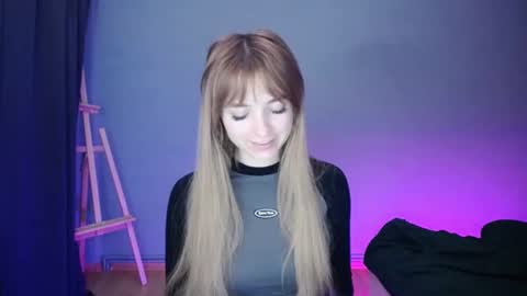 Snapshot of luciacam20 chatting on February 2025 07:44:02 PM Lucy online show from February 2025 07:44:02 PM