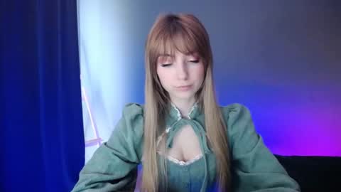 Snapshot of luciacam20 chatting on March 2025 01:32:02 PM Lucy online show from March 2025 01:32:02 PM