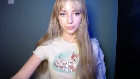 Snapshot of luciacam20 chatting on October 2025 06:56:02 AM Lucy online show from October 2025 06:56:02 AM