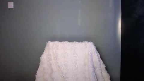 Snapshot of luciacam20 chatting on November 2025 07:41:01 AM Lucy online show from November 2025 07:41:01 AM