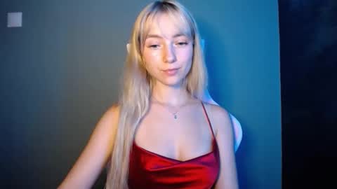 Snapshot of luciacam20 chatting on June 2026 07:06:02 PM Lucy online show from June 2026 07:06:02 PM