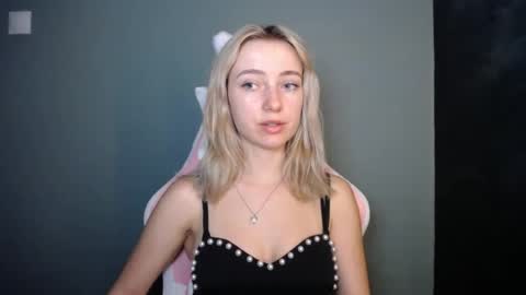 Snapshot of luciacam20 chatting on July 2026 07:29:02 PM Lucy online show from July 2026 07:29:02 PM