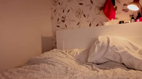 Snapshot of luciacoy chatting on November 2025 05:24:02 PM Lucia online show from November 2025 05:24:02 PM