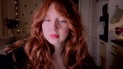 Snapshot of luciacoy chatting on December 2025 06:14:02 PM Lucia online show from December 2025 06:14:02 PM