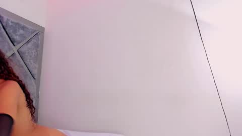 Lucia Gray online show from December 2025 12:12:02 PM