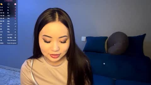 Kira online show from December 2025 10:21:02 AM