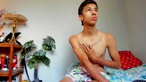 Snapshot of lucian_davii chatting on July 2026 01:16:01 PM Pirulo online show from July 2026 01:16:01 PM