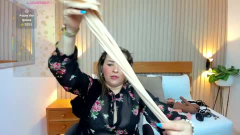 Luciana online show from May 2026 12:23:02 PM