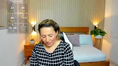 Snapshot of luciana_ballesteros chatting on June 2026 12:14:01 PM Luciana online show from June 2026 12:14:01 PM