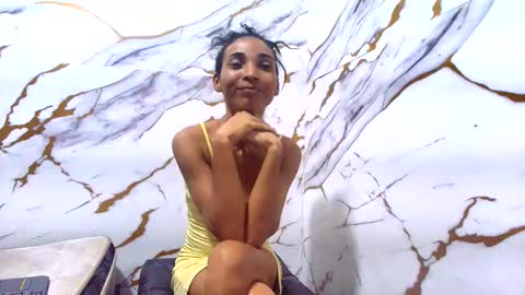 Snapshot of luciana_daza chatting on June 2026 02:27:01 AM Luciana online show from June 2026 02:27:01 AM