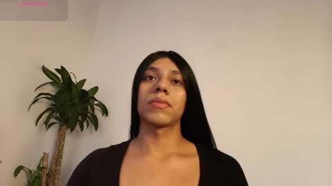 Snapshot of luciana_glow chatting on June 2026 08:10:02 PM luciana_glow online show from June 2026 08:10:02 PM