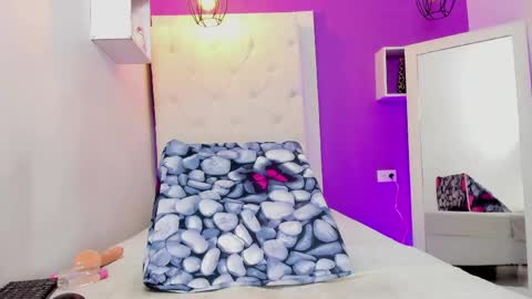 Luciana online show from April 2026 02:23:01 PM