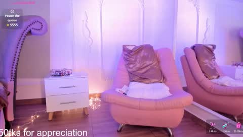 Snapshot of luciana_roa chatting on October 2025 09:16:02 PM Luciana online show from October 2025 09:16:02 PM