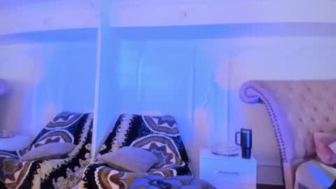 Snapshot of luciana_roa chatting on November 2025 08:40:01 PM Luciana online show from November 2025 08:40:01 PM