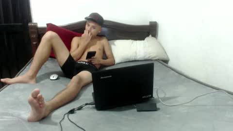 luciana_rober online show from December 2024 01:47:02 AM