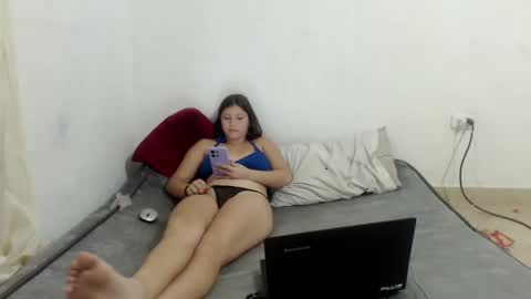 luciana_rober online show from January 2025 04:10:02 AM