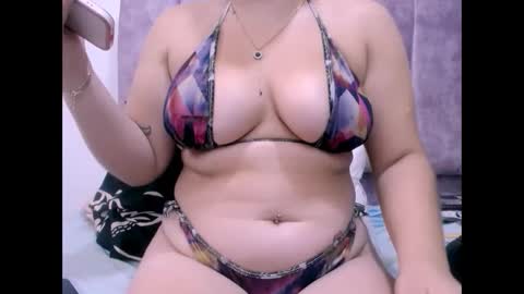 Snapshot of lucianahardmand chatting on October 2025 04:06:02 PM lucianahardmand online show from October 2025 04:06:02 PM
