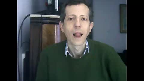 Luciano online show from October 2025 06:18:02 PM