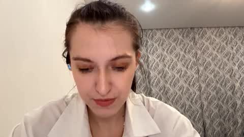 Mary online show from November 2025 05:11:01 PM