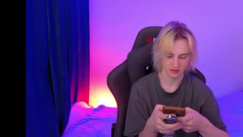 Angelok online show from April 2026 07:08:01 AM