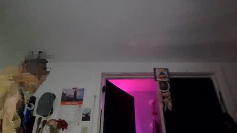 lucidsylense online show from May 2026 08:10:02 AM