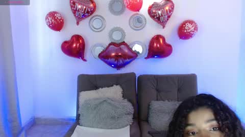 Lucie - online show from February 2025 07:02:02 PM