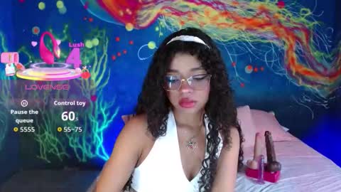 Lucie - online show from September 2025 06:51:01 PM