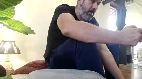 Lucifergotharder online show from November 2025 12:16:01 PM