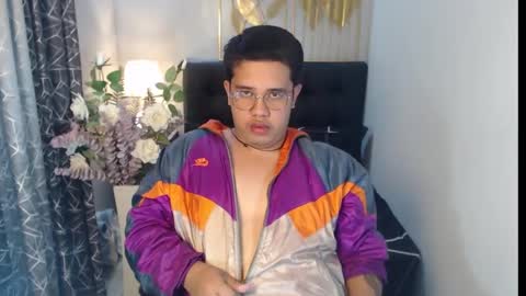 Snapshot of luciferhotcum chatting on February 2025 01:30:02 PM Luciferhotcum online show from February 2025 01:30:02 PM