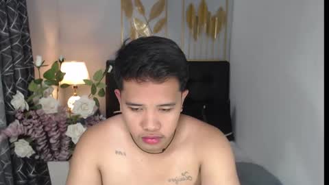 Snapshot of luciferhotcum chatting on February 2025 01:44:01 PM Luciferhotcum online show from February 2025 01:44:01 PM