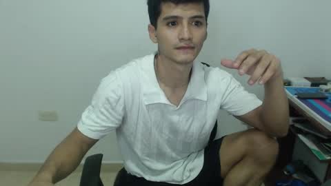 leonel online show from February 2025 01:22:01 AM