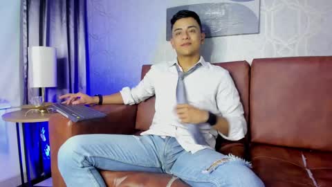 Snapshot of lucii_fer_ chatting on January 2025 11:02:02 AM Leo online show from January 2025 11:02:02 AM