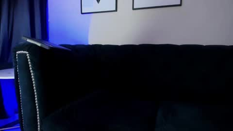 Snapshot of lucii_fer_ chatting on February 2025 11:20:01 AM Leo online show from February 2025 11:20:01 AM