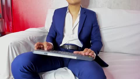 Snapshot of lucii_fer_ chatting on February 2025 02:35:02 PM Leo online show from February 2025 02:35:02 PM