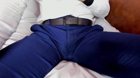 Snapshot of lucii_fer_ chatting on February 2025 05:40:01 PM Leo online show from February 2025 05:40:01 PM